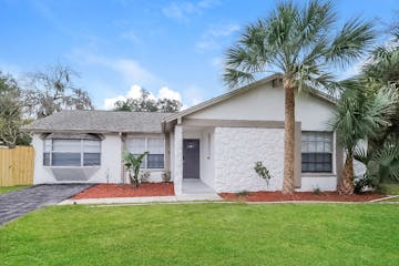 7220 EXEMPLAR DR NEW PORT RICHEY, FL 34655